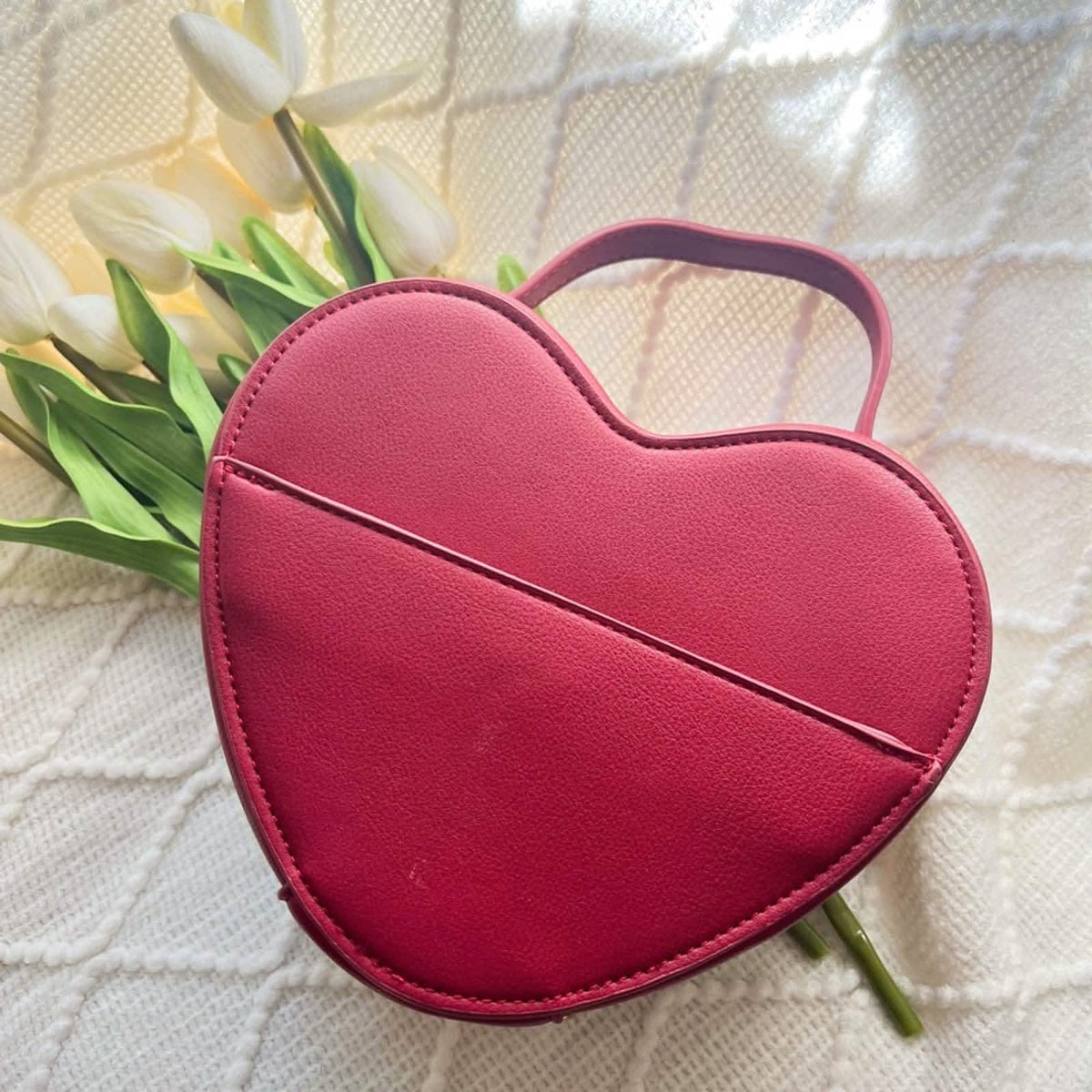 Black Vegan Leather Heart Hand Bag with Detachable Shoulder Strap