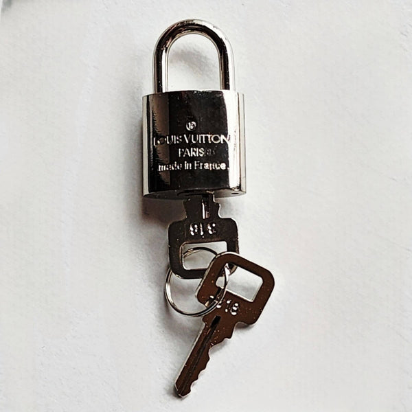 Louis Vuitton Silver Lock #318 with Two Keys - RARE Silver Finish Locks & Keys Pre-loved Louis Vuitton 
