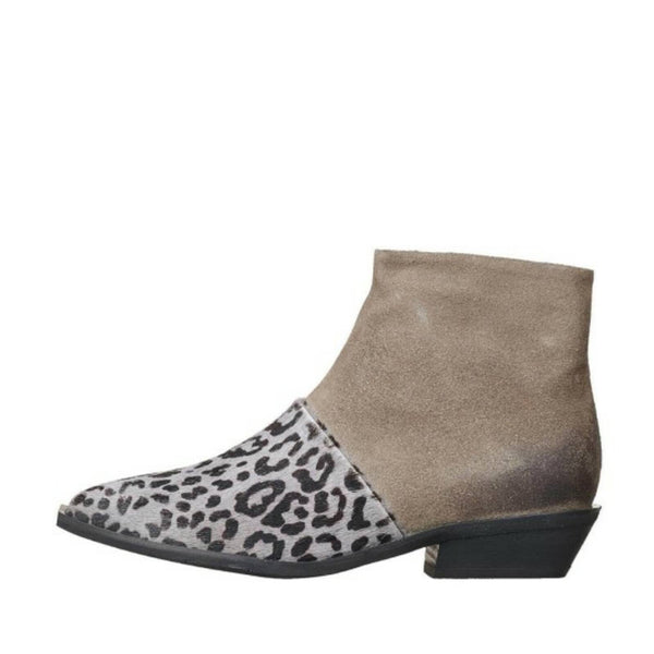 NIB Antelope Leopard Ankle Leather Boot in Grey, Size 6 Antelope 