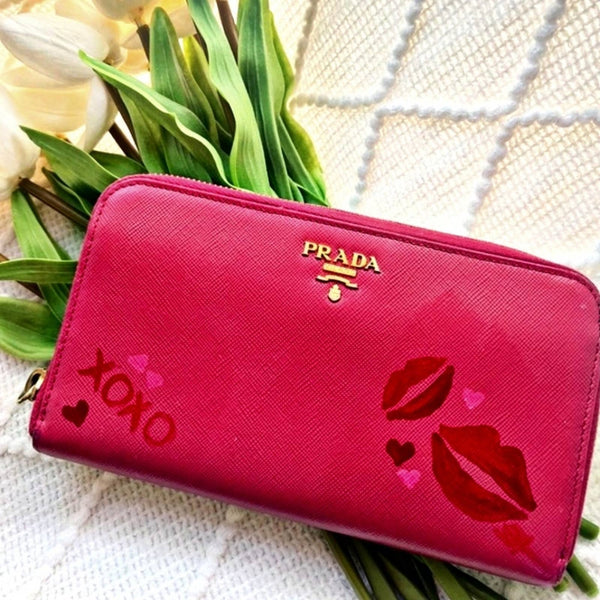 Authentic PRADA Pink Saffiano Zip Wallet with Handpainted Kisses & Hugs PRADA 