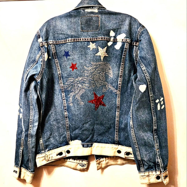 Authentic Levi's Jean Jacket Embellished with Rhinestone Horse & Other Patches Levi's 